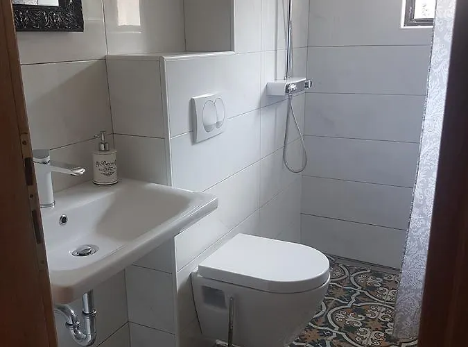 Rina 아파트 코츌라